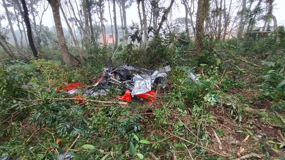 Queda de aeronave mata duas pessoas em SC