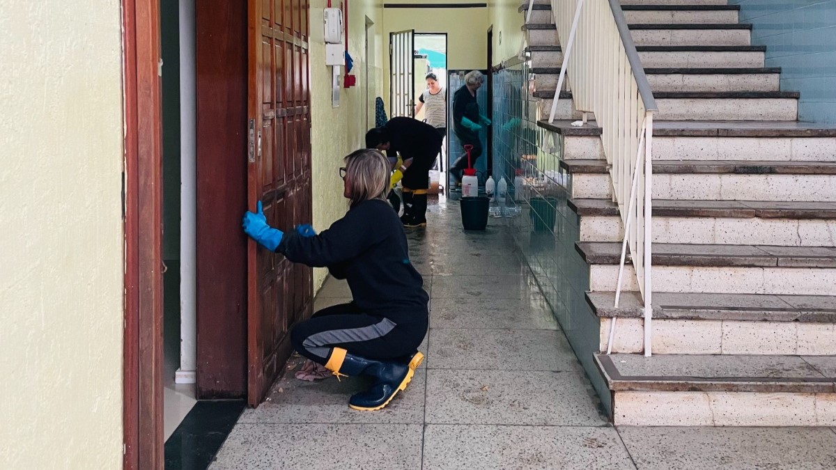 Arquitetos Voluntários lançam Missão Reconstrução RS para recuperar instituições atingidas por enchentes
