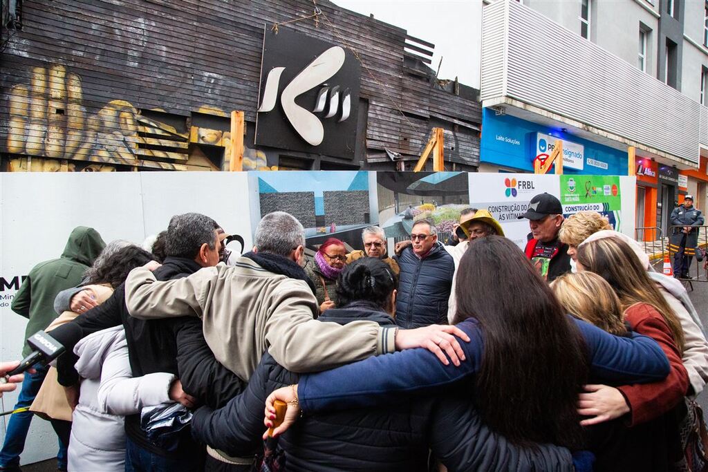 Começa a obra do Memorial da Kiss em prédio onde funcionava a boate