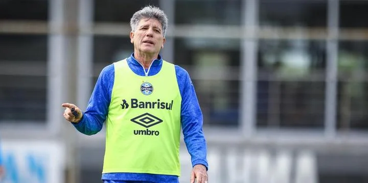 Renato deve repetir escalação do Grêmio para enfrentar o Atlético-MG