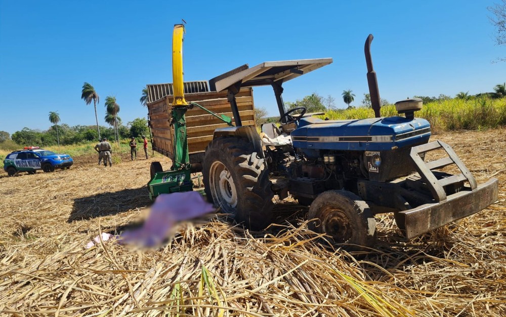 Trabalhador rural morre após ter braço puxado por máquina de triturar cana
