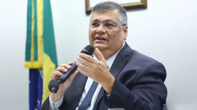 Uso de jatinhos da FAB por Flávio Dino custou R$3,2 milhões em 8 meses