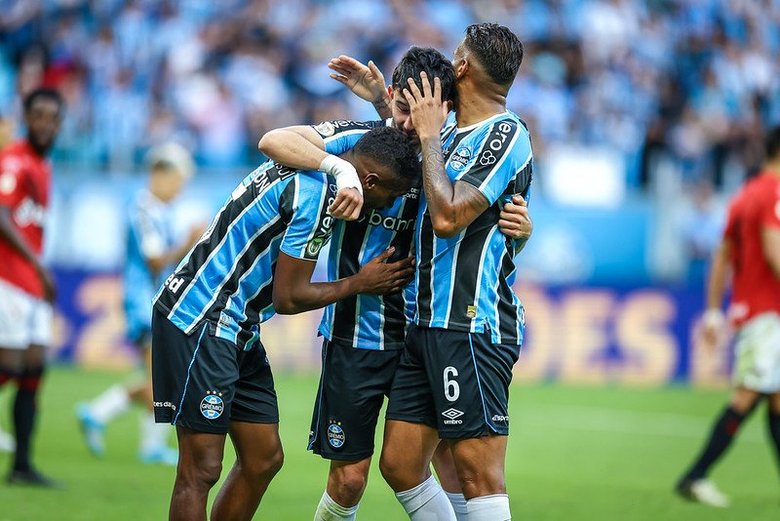 Como fica a situação do Grêmio no Brasileirão após os jogos de sábado