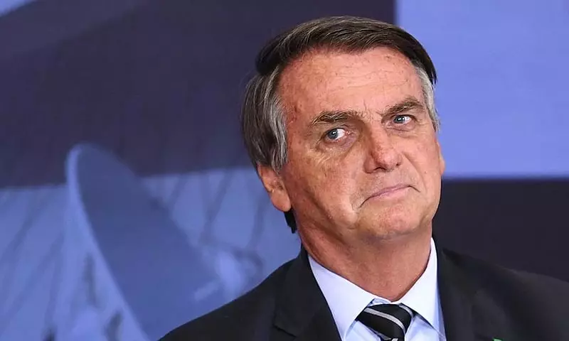 Com Tarcísio, Bolsonaro diz que será candidato para presidência em 2026