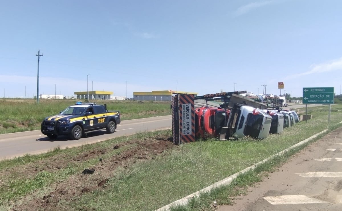 Colisão frontal deixa duas pessoas feridas na BR-285, em São Borja