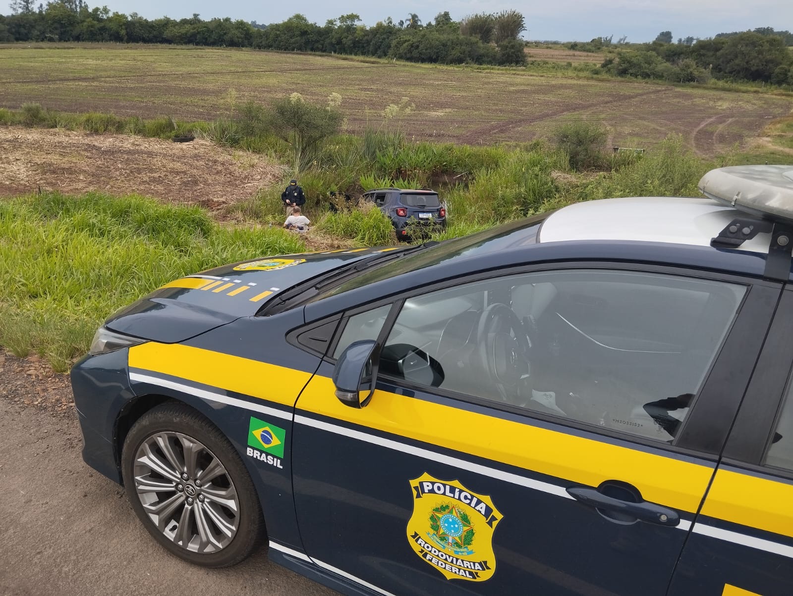 PRF atende acidente com lesões na BR-287 em São Vicente do Sul