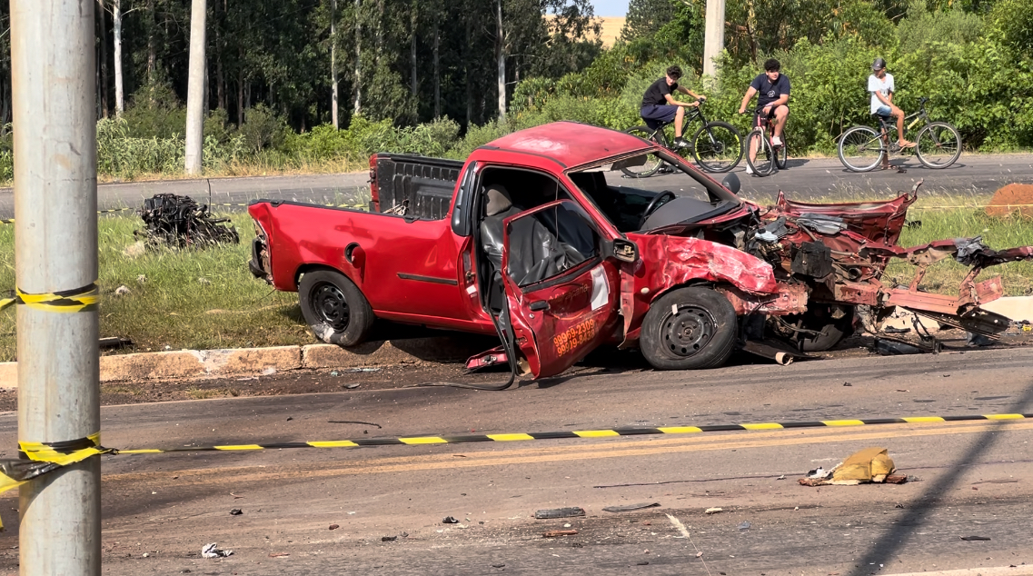 Homem morre em grave acidente de trânsito no trevo da BR-287, saída de Santiago