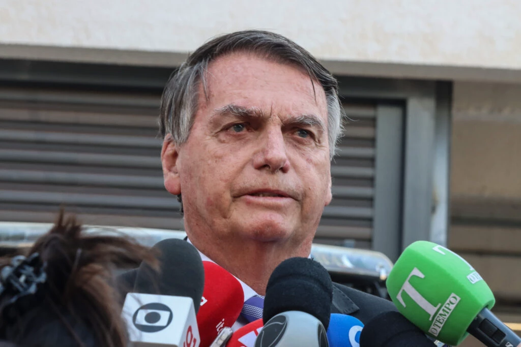 Bolsonaro analisa suposto plano: “Uma loucura falar em golpe!”