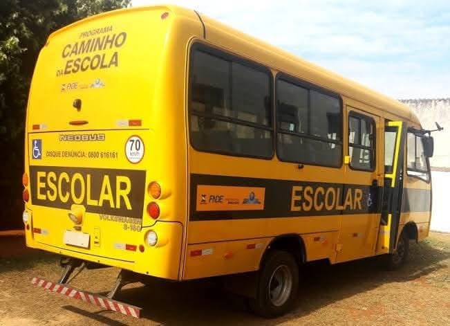 Criança é esquecida em transporte escolar em Manoel Viana