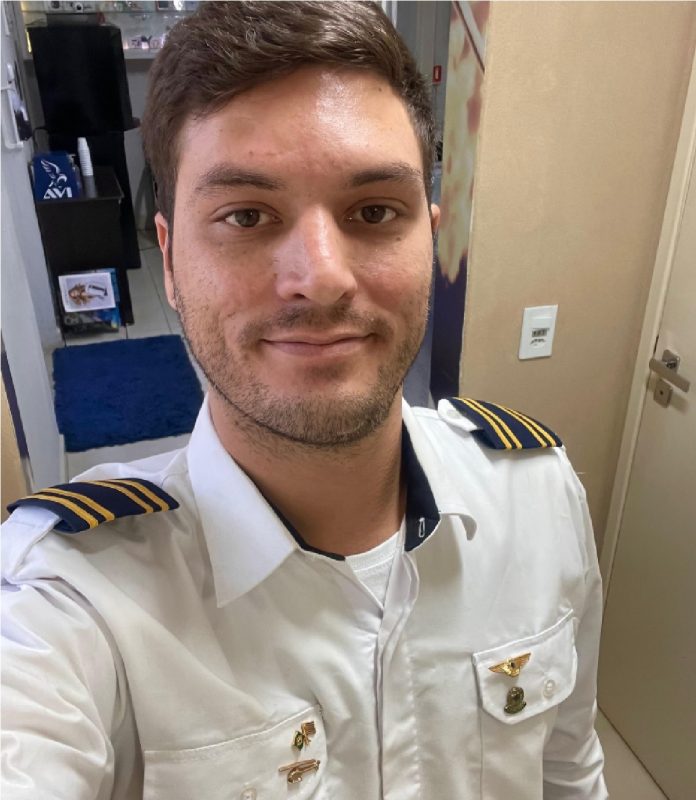 Avião desaparece no interior do Amazonas e mãe de piloto faz apelo: ‘tentem achar meu menino’