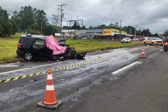 Uma pessoa morre e três ficam feridas em acidente na RS-239, em Araricá