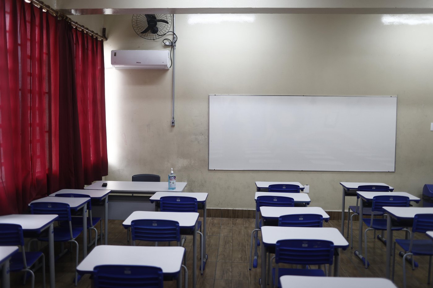 Cinco municípios suspendem aulas no sul do RS devido ao calor