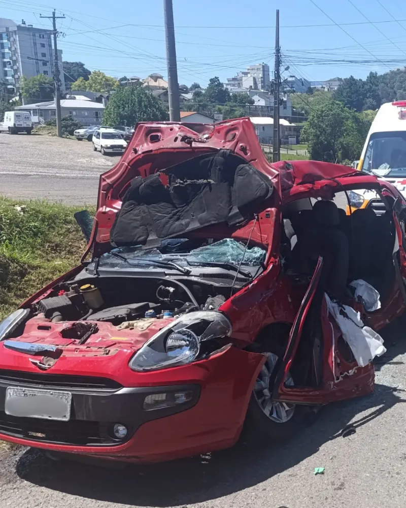 Homem de 62 anos morre a caminho do hospital após acidente na Rota do Sol, em Caxias