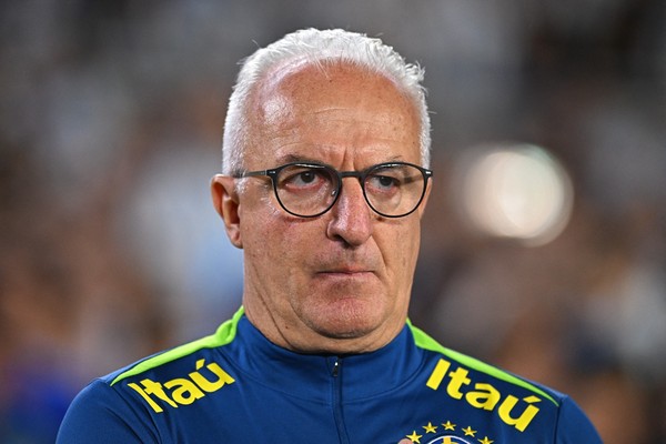 Dorival Júnior não é mais técnico da Seleção Brasileira