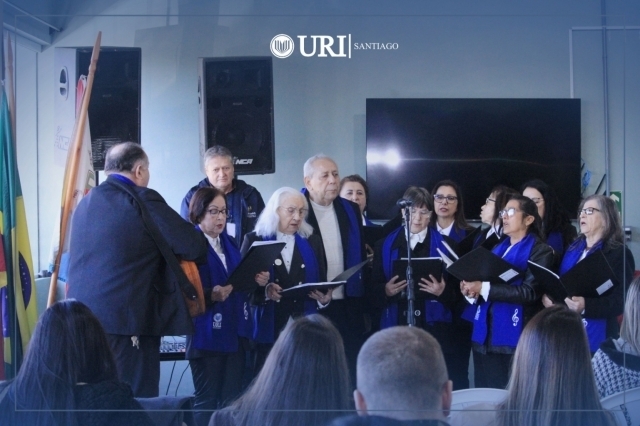 Emoção e reencontro: Coral “Cantar é Viver” retorna aos palcos na 5ª Conferência da Pessoa Idosa de Santiago