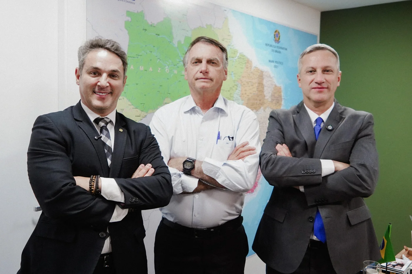Bolsonaro confirma Zucco para o Governo do RS e Sanderson para o Senado nas eleições de 2026