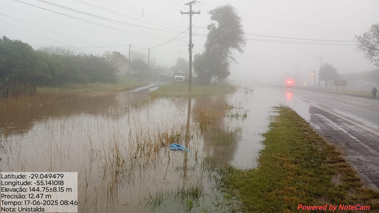 Unistalda registra 270 mm de chuva em 12h e enfrenta bloqueios, falta de água e suspensão de aulas