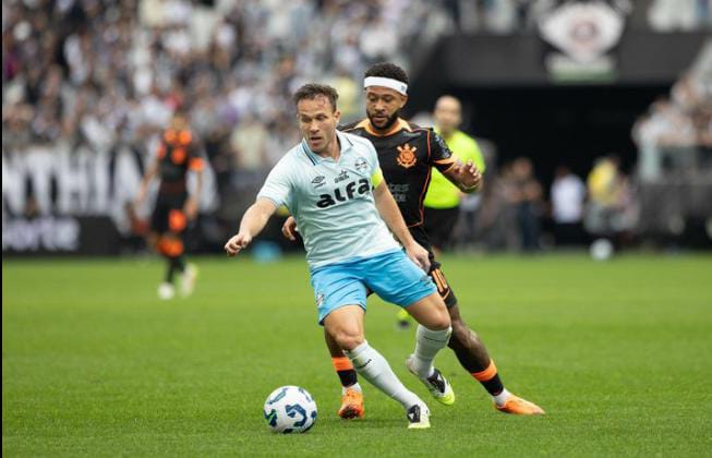 Grêmio sucumbe aos próprios erros e perde para o Corinthians em Itaquera