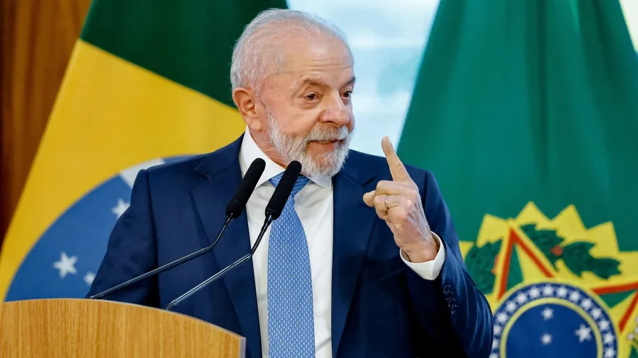 Lula sanciona lei que cria mais de 300 cargos comissionados no STJ a partir de 2026
