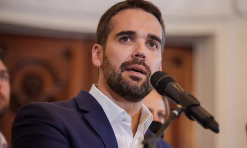 Leite confirma disposição de concorrer a presidente em 2026