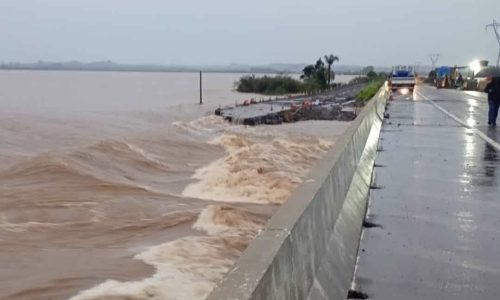 Desvio da Várzea do Rio Toropi é destruído por enchente na BR-287 entre São Pedro do Sul e São Vicente do Sul