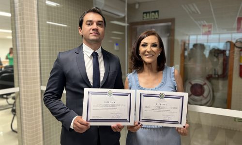 Prefeito, vice e vereadores de Santiago são diplomados em cerimônia no Fórum