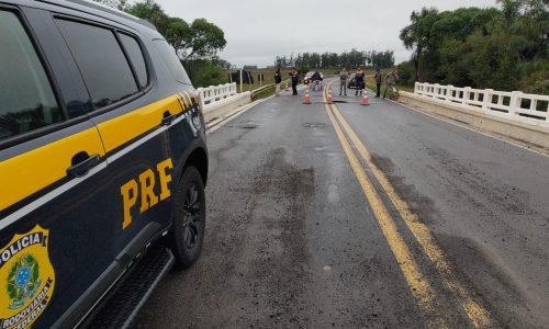 Cabeceira de ponte cede e BR-287 é totalmente bloqueada em São Vicente do Sul
