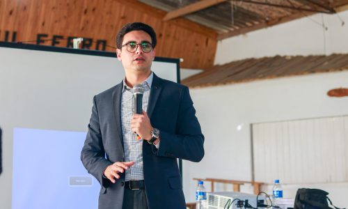 Jônitas Puchalski leva mensagem transformadora sobre comunicação ao setor corporativo